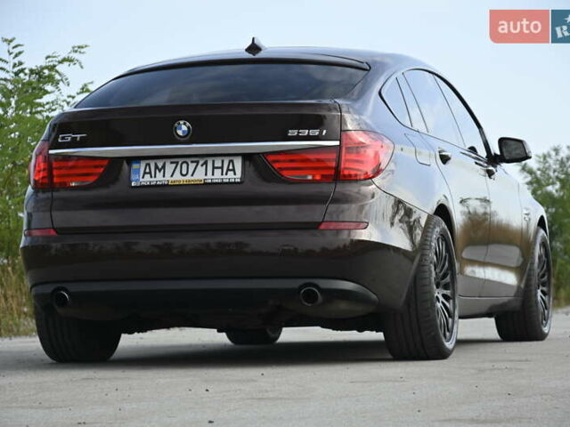 Красный БМВ 5 Серия ГТ, объемом двигателя 3 л и пробегом 221 тыс. км за 16400 $, фото 20 на Automoto.ua