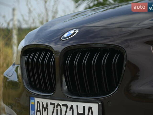 Красный БМВ 5 Серия ГТ, объемом двигателя 3 л и пробегом 221 тыс. км за 16400 $, фото 9 на Automoto.ua