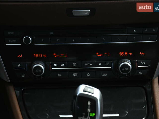 Красный БМВ 5 Серия ГТ, объемом двигателя 3 л и пробегом 221 тыс. км за 16400 $, фото 45 на Automoto.ua