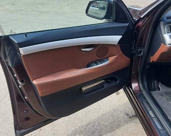 Красный БМВ 5 Серия ГТ, объемом двигателя 3 л и пробегом 286 тыс. км за 20450 $, фото 12 на Automoto.ua