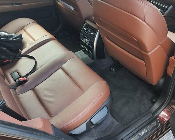 Красный БМВ 5 Серия ГТ, объемом двигателя 3 л и пробегом 286 тыс. км за 20450 $, фото 10 на Automoto.ua