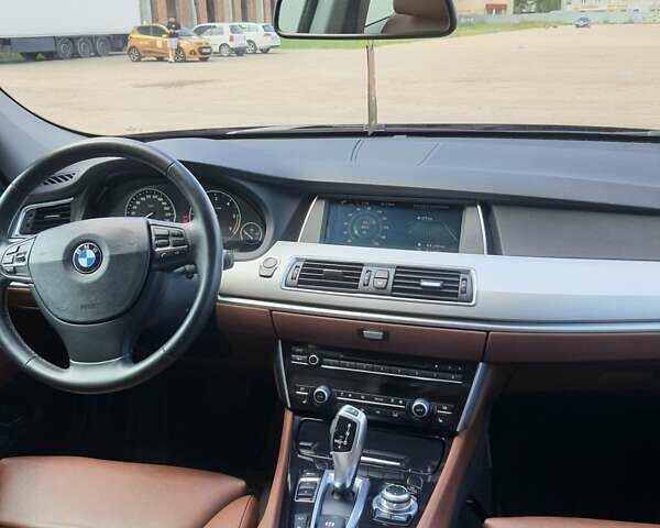 Красный БМВ 5 Серия ГТ, объемом двигателя 3 л и пробегом 286 тыс. км за 20450 $, фото 11 на Automoto.ua