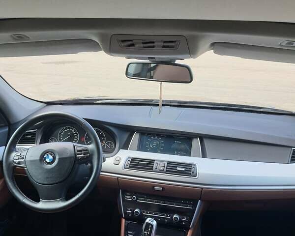 Красный БМВ 5 Серия ГТ, объемом двигателя 3 л и пробегом 286 тыс. км за 20450 $, фото 20 на Automoto.ua