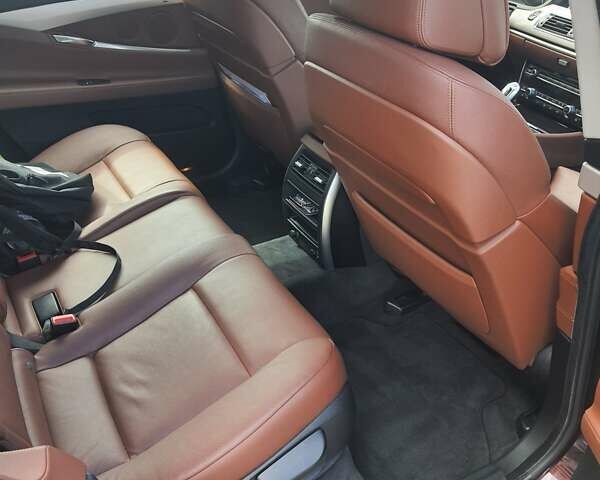 Красный БМВ 5 Серия ГТ, объемом двигателя 3 л и пробегом 286 тыс. км за 20450 $, фото 15 на Automoto.ua