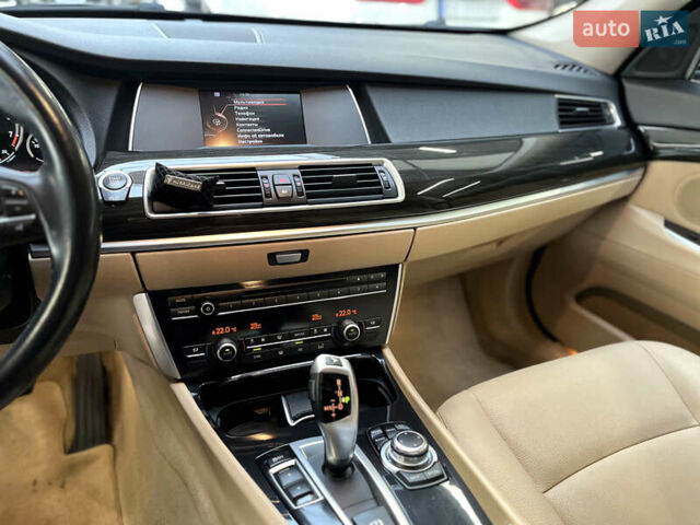 Красный БМВ 5 Серия ГТ, объемом двигателя 2 л и пробегом 165 тыс. км за 19500 $, фото 12 на Automoto.ua