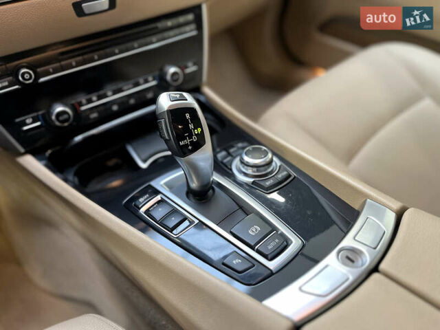 Красный БМВ 5 Серия ГТ, объемом двигателя 2 л и пробегом 165 тыс. км за 19500 $, фото 14 на Automoto.ua