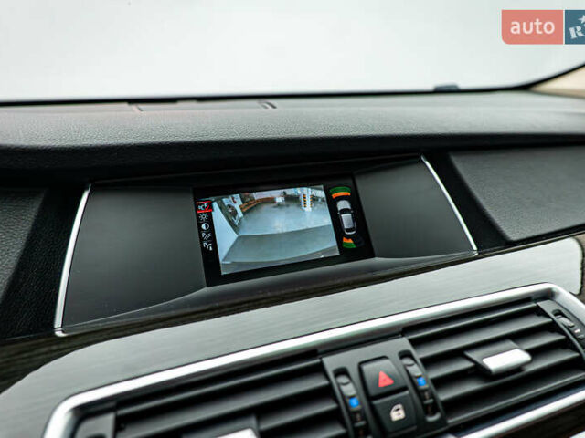 БМВ 5 Серия ГТ 2017 в Киеве на Automoto.ua Красный БМВ 5 Серия ГТ, объемом двигателя 2 л и пробегом 171 тыс. км за 19619 $, фото 17 на Automoto.ua