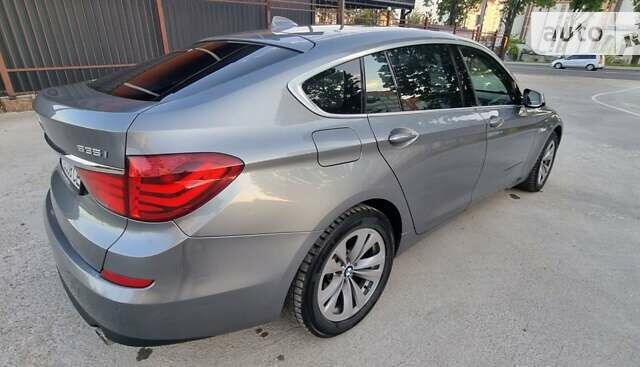 Серый БМВ 5 Серия ГТ, объемом двигателя 2.98 л и пробегом 231 тыс. км за 12950 $, фото 11 на Automoto.ua