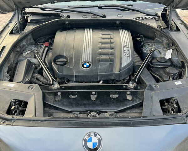 Серый БМВ 5 Серия ГТ, объемом двигателя 3 л и пробегом 285 тыс. км за 18500 $, фото 16 на Automoto.ua