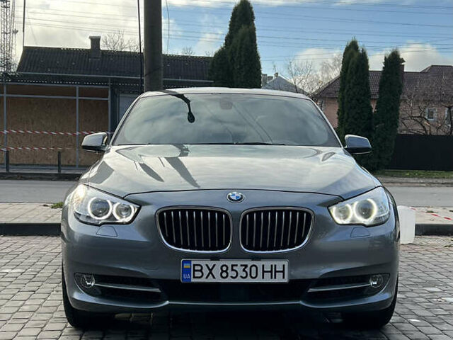 Серый БМВ 5 Серия ГТ, объемом двигателя 3 л и пробегом 285 тыс. км за 18500 $, фото 3 на Automoto.ua