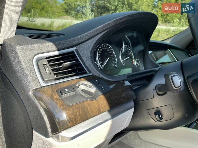 Сірий БМВ 5 Серія ГТ, об'ємом двигуна 2.98 л та пробігом 275 тис. км за 13400 $, фото 9 на Automoto.ua