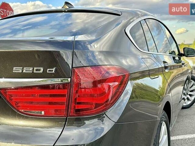 Серый БМВ 5 Серия ГТ, объемом двигателя 2 л и пробегом 109 тыс. км за 17600 $, фото 7 на Automoto.ua