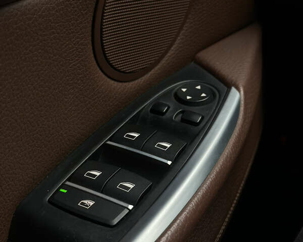 Сірий БМВ 5 Серія ГТ, об'ємом двигуна 2.99 л та пробігом 146 тис. км за 19500 $, фото 12 на Automoto.ua