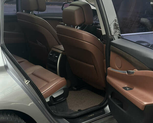 Сірий БМВ 5 Серія ГТ, об'ємом двигуна 2.99 л та пробігом 146 тис. км за 19500 $, фото 5 на Automoto.ua