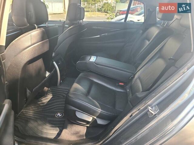 Серый БМВ 5 Серия ГТ, объемом двигателя 2.98 л и пробегом 192 тыс. км за 14300 $, фото 5 на Automoto.ua