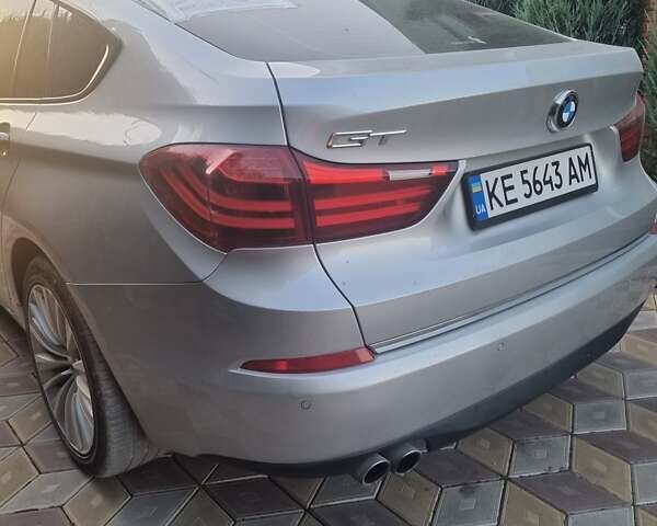 Серый БМВ 5 Серия ГТ, объемом двигателя 2 л и пробегом 174 тыс. км за 17500 $, фото 6 на Automoto.ua