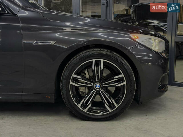 Серый БМВ 5 Серия ГТ, объемом двигателя 2.98 л и пробегом 222 тыс. км за 14500 $, фото 4 на Automoto.ua