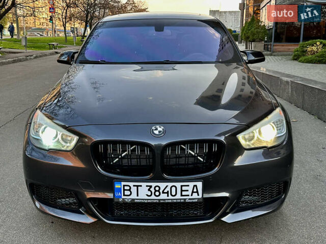 Серый БМВ 5 Серия ГТ, объемом двигателя 3 л и пробегом 222 тыс. км за 15000 $, фото 7 на Automoto.ua