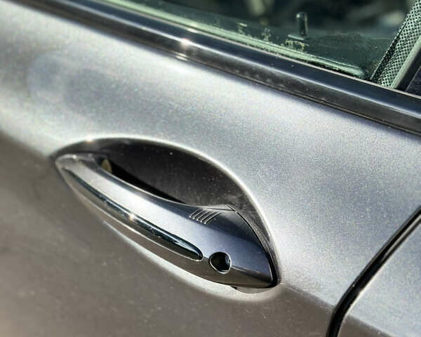 Сірий БМВ 5 Серія ГТ, об'ємом двигуна 0 л та пробігом 200 тис. км за 13998 $, фото 12 на Automoto.ua