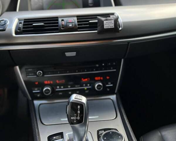 БМВ 5 Серия ГТ 2014 в Одессе на Automoto.ua Серый БМВ 5 Серия ГТ, объемом двигателя 2.98 л и пробегом 222 тыс. км за 13999 $, фото 28 на Automoto.ua