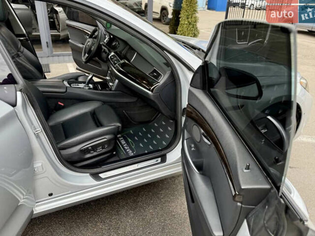 Серый БМВ 5 Серия ГТ, объемом двигателя 2.99 л и пробегом 203 тыс. км за 14900 $, фото 28 на Automoto.ua