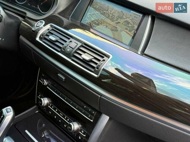 Сірий БМВ 5 Серія ГТ, об'ємом двигуна 2 л та пробігом 220 тис. км за 19690 $, фото 31 на Automoto.ua