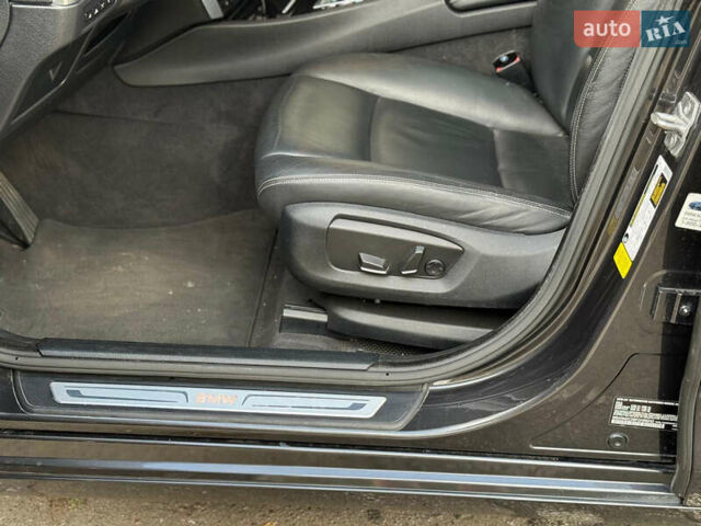 Серый БМВ 5 Серия ГТ, объемом двигателя 3 л и пробегом 230 тыс. км за 19000 $, фото 13 на Automoto.ua