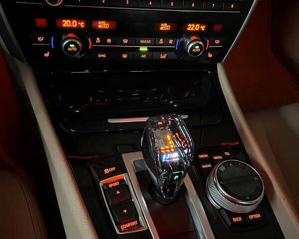 Серый БМВ 5 Серия ГТ, объемом двигателя 2.98 л и пробегом 170 тыс. км за 19999 $, фото 1 на Automoto.ua