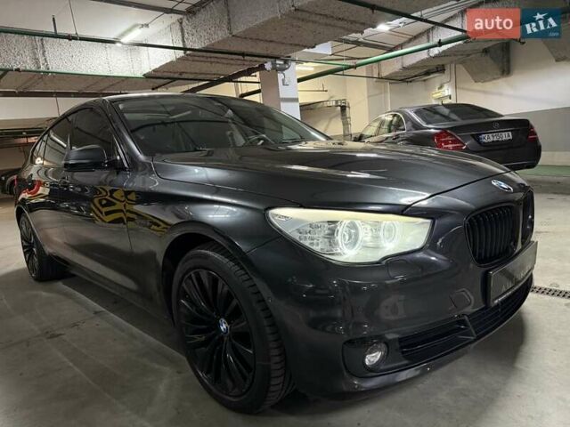 Серый БМВ 5 Серия ГТ, объемом двигателя 3 л и пробегом 220 тыс. км за 17500 $, фото 1 на Automoto.ua