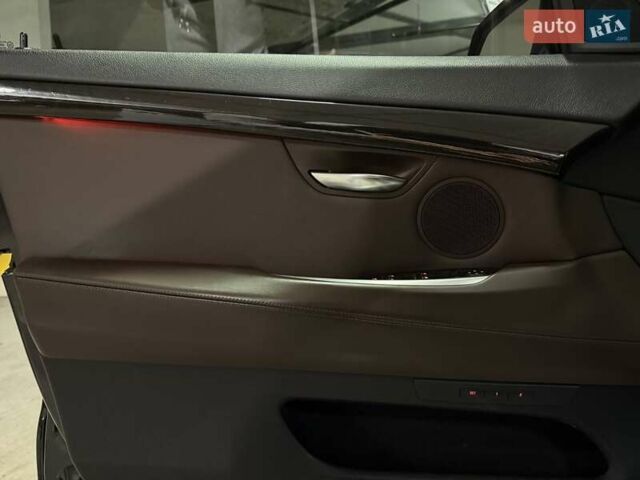 Серый БМВ 5 Серия ГТ, объемом двигателя 3 л и пробегом 220 тыс. км за 17500 $, фото 19 на Automoto.ua