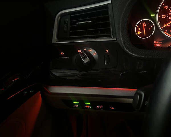 Серый БМВ 5 Серия ГТ, объемом двигателя 2.98 л и пробегом 170 тыс. км за 19999 $, фото 6 на Automoto.ua