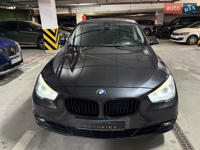 Серый БМВ 5 Серия ГТ, объемом двигателя 3 л и пробегом 220 тыс. км за 17500 $, фото 2 на Automoto.ua