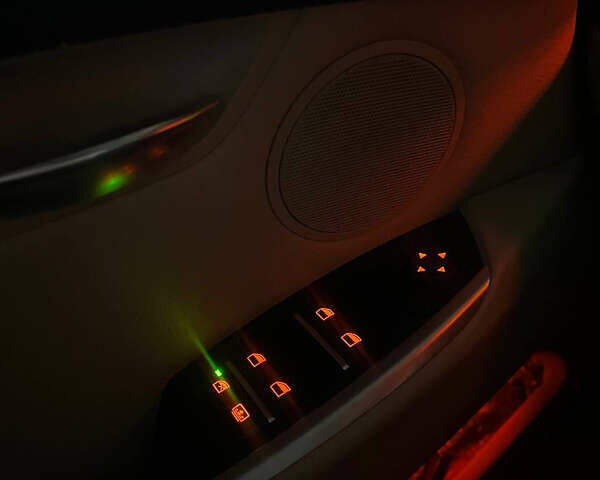 Серый БМВ 5 Серия ГТ, объемом двигателя 2.98 л и пробегом 170 тыс. км за 19999 $, фото 7 на Automoto.ua