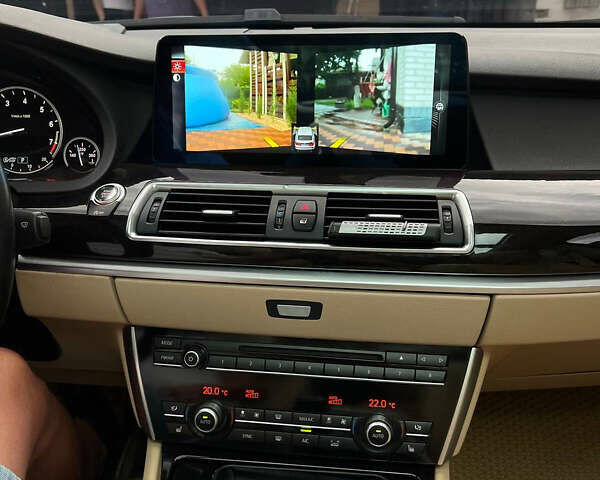 Серый БМВ 5 Серия ГТ, объемом двигателя 2.98 л и пробегом 170 тыс. км за 19999 $, фото 16 на Automoto.ua