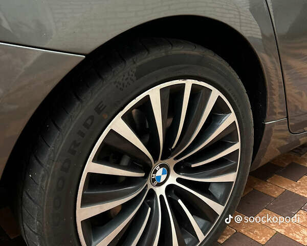 Серый БМВ 5 Серия ГТ, объемом двигателя 2.98 л и пробегом 170 тыс. км за 19999 $, фото 69 на Automoto.ua