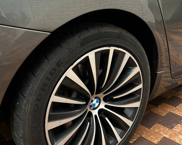 Серый БМВ 5 Серия ГТ, объемом двигателя 2.98 л и пробегом 170 тыс. км за 19999 $, фото 41 на Automoto.ua