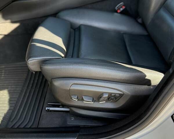 Сірий БМВ 5 Серія ГТ, об'ємом двигуна 4.39 л та пробігом 89 тис. км за 23500 $, фото 31 на Automoto.ua