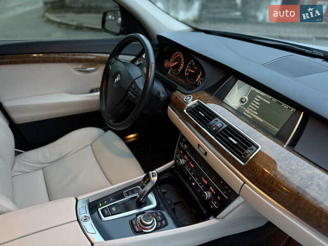 Синій БМВ 5 Серія ГТ, об'ємом двигуна 3 л та пробігом 335 тис. км за 13350 $, фото 9 на Automoto.ua