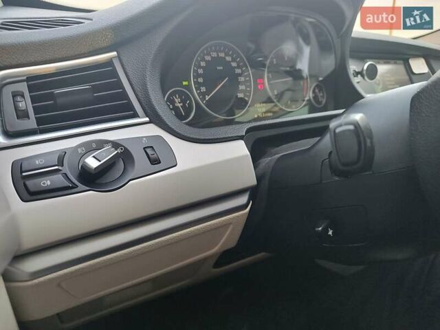 Синий БМВ 5 Серия ГТ, объемом двигателя 3 л и пробегом 311 тыс. км за 15200 $, фото 12 на Automoto.ua