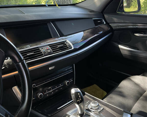 Синий БМВ 5 Серия ГТ, объемом двигателя 3 л и пробегом 333 тыс. км за 14500 $, фото 11 на Automoto.ua