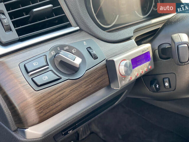 Синій БМВ 5 Серія ГТ, об'ємом двигуна 3 л та пробігом 229 тис. км за 19900 $, фото 13 на Automoto.ua