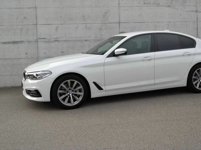 Белый БМВ 5 Серия, объемом двигателя 0 л и пробегом 12 тыс. км за 22100 $, фото 1 на Automoto.ua