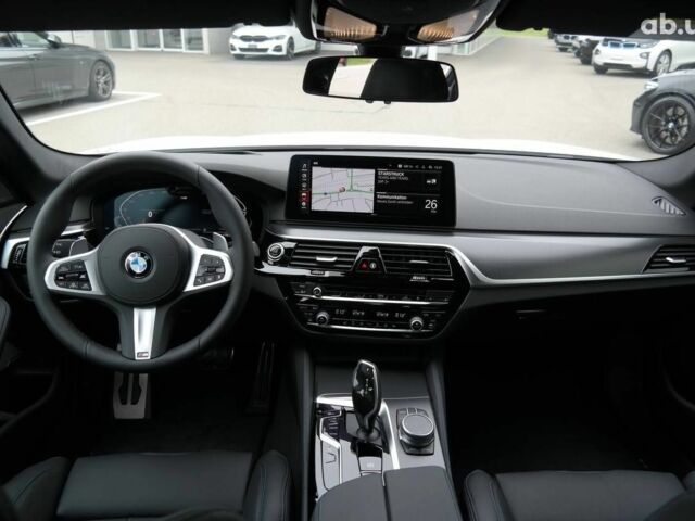 Белый БМВ 5 Серия, объемом двигателя 0 л и пробегом 2 тыс. км за 38999 $, фото 7 на Automoto.ua