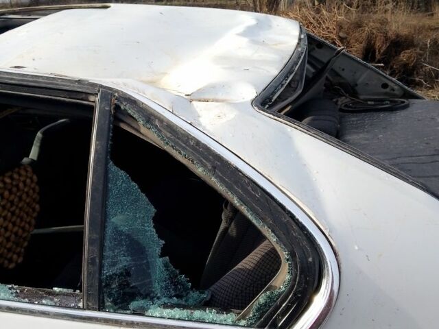 Белый БМВ 5 Серия, объемом двигателя 2 л и пробегом 2 тыс. км за 1000 $, фото 5 на Automoto.ua