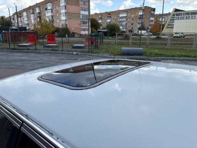 Белый БМВ 5 Серия, объемом двигателя 2.5 л и пробегом 350 тыс. км за 1300 $, фото 16 на Automoto.ua