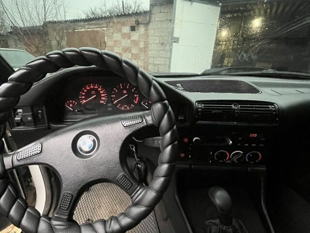 Белый БМВ 5 Серия, объемом двигателя 2 л и пробегом 276 тыс. км за 2000 $, фото 5 на Automoto.ua