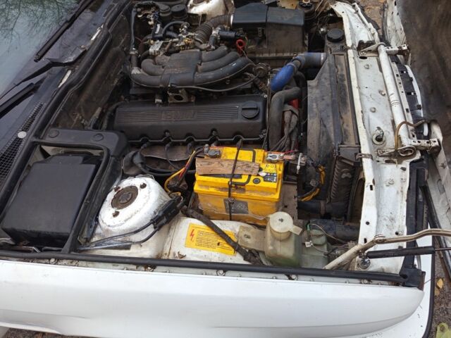 Белый БМВ 5 Серия, объемом двигателя 2.5 л и пробегом 589 тыс. км за 1903 $, фото 5 на Automoto.ua