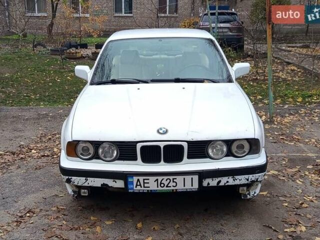 Белый БМВ 5 Серия, объемом двигателя 2.49 л и пробегом 589 тыс. км за 2000 $, фото 1 на Automoto.ua