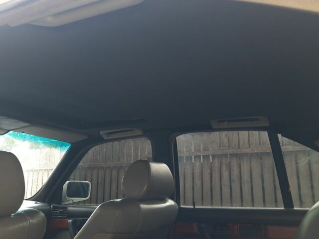 БМВ 5 Серия 1989 в Черновцах на Automoto.ua Белый БМВ 5 Серия, объемом двигателя 2.5 л и пробегом 200 тыс. км за 1500 $, фото 5 на Automoto.ua