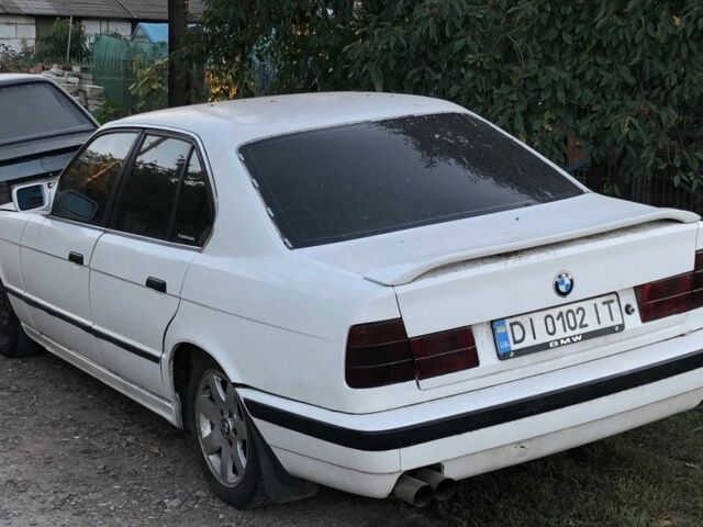Белый БМВ 5 Серия, объемом двигателя 2 л и пробегом 3 тыс. км за 1300 $, фото 2 на Automoto.ua